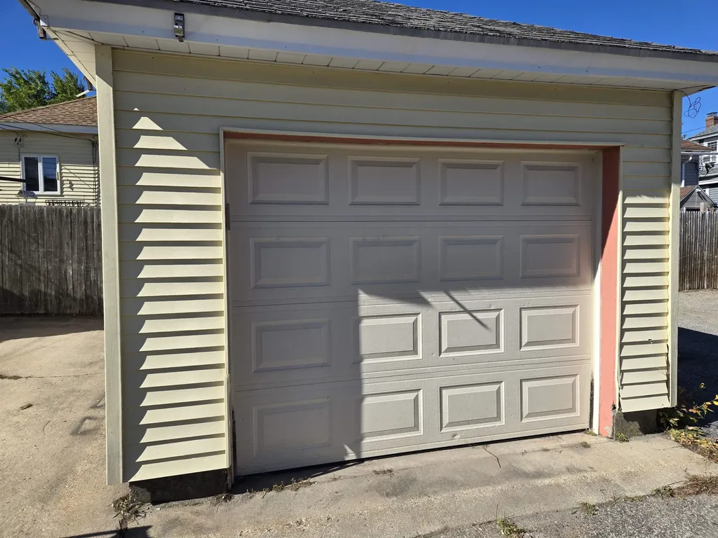 699 Montgomery Street Manchester NH 03102