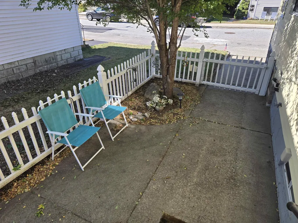 699 Montgomery Street Manchester NH 03102