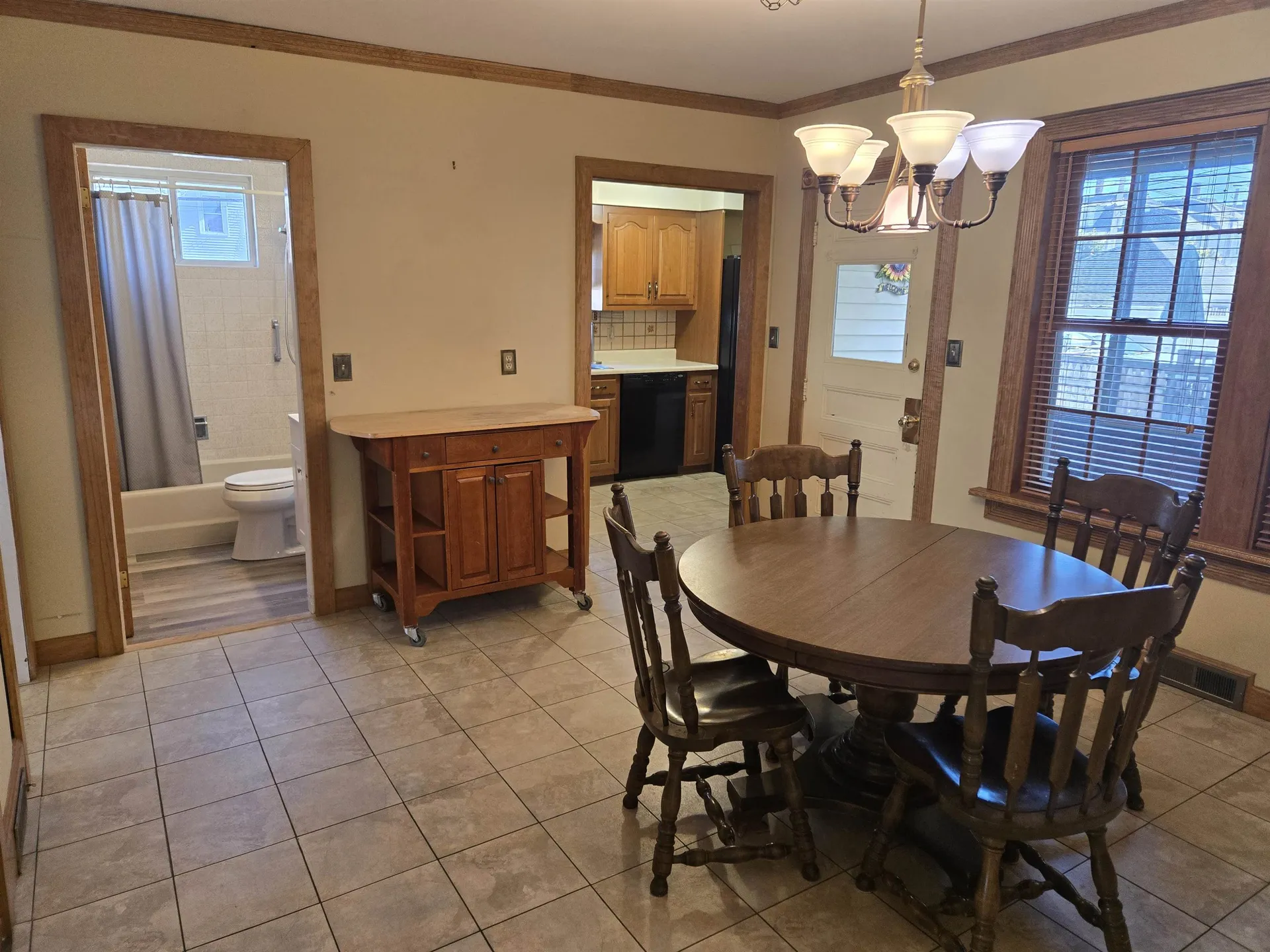 699 Montgomery Street Manchester NH 03102