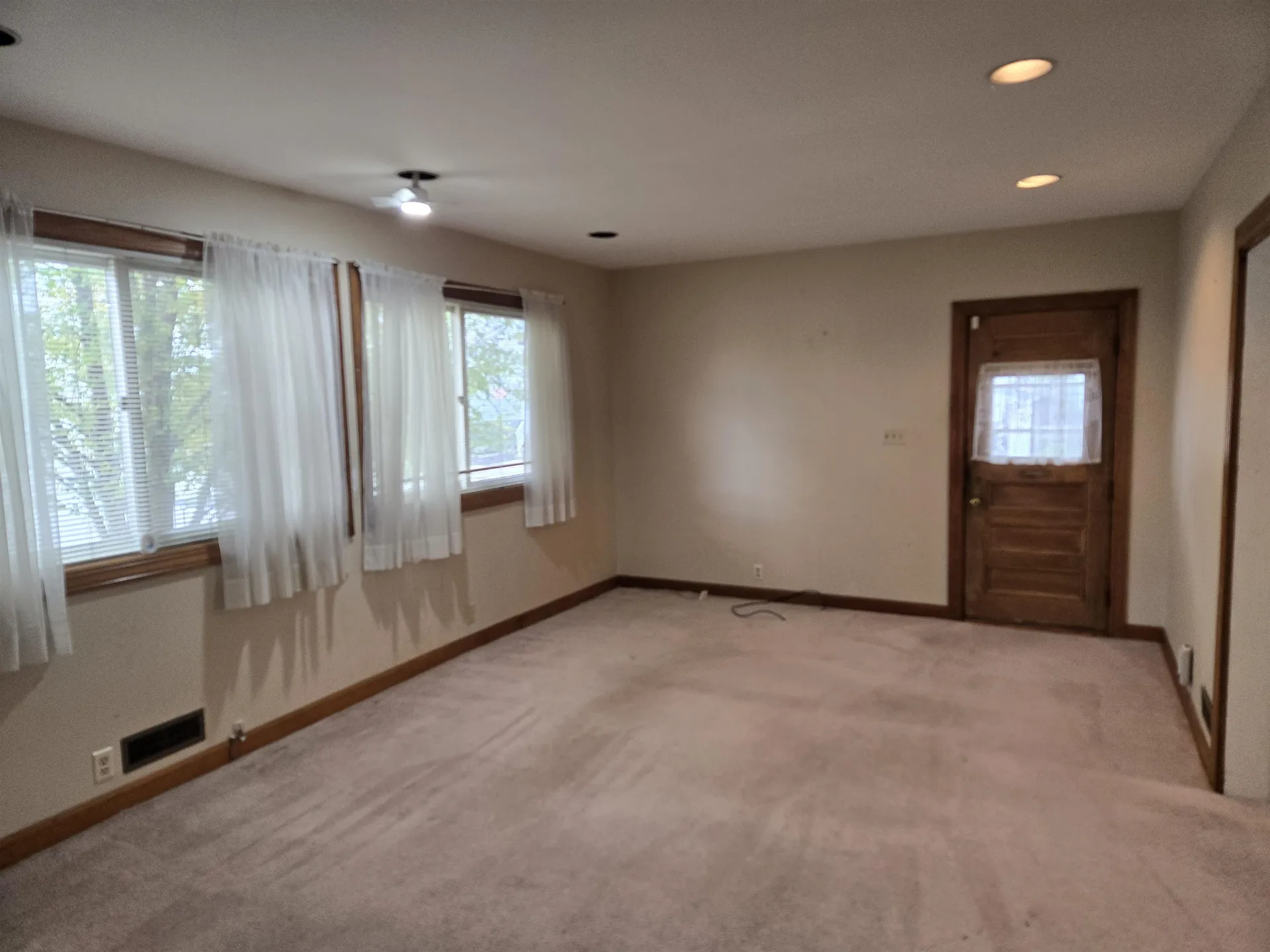 699 Montgomery Street Manchester NH 03102