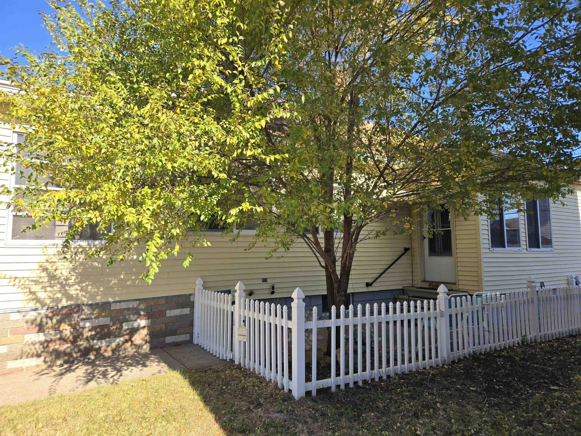 699 Montgomery Street Manchester NH 03102