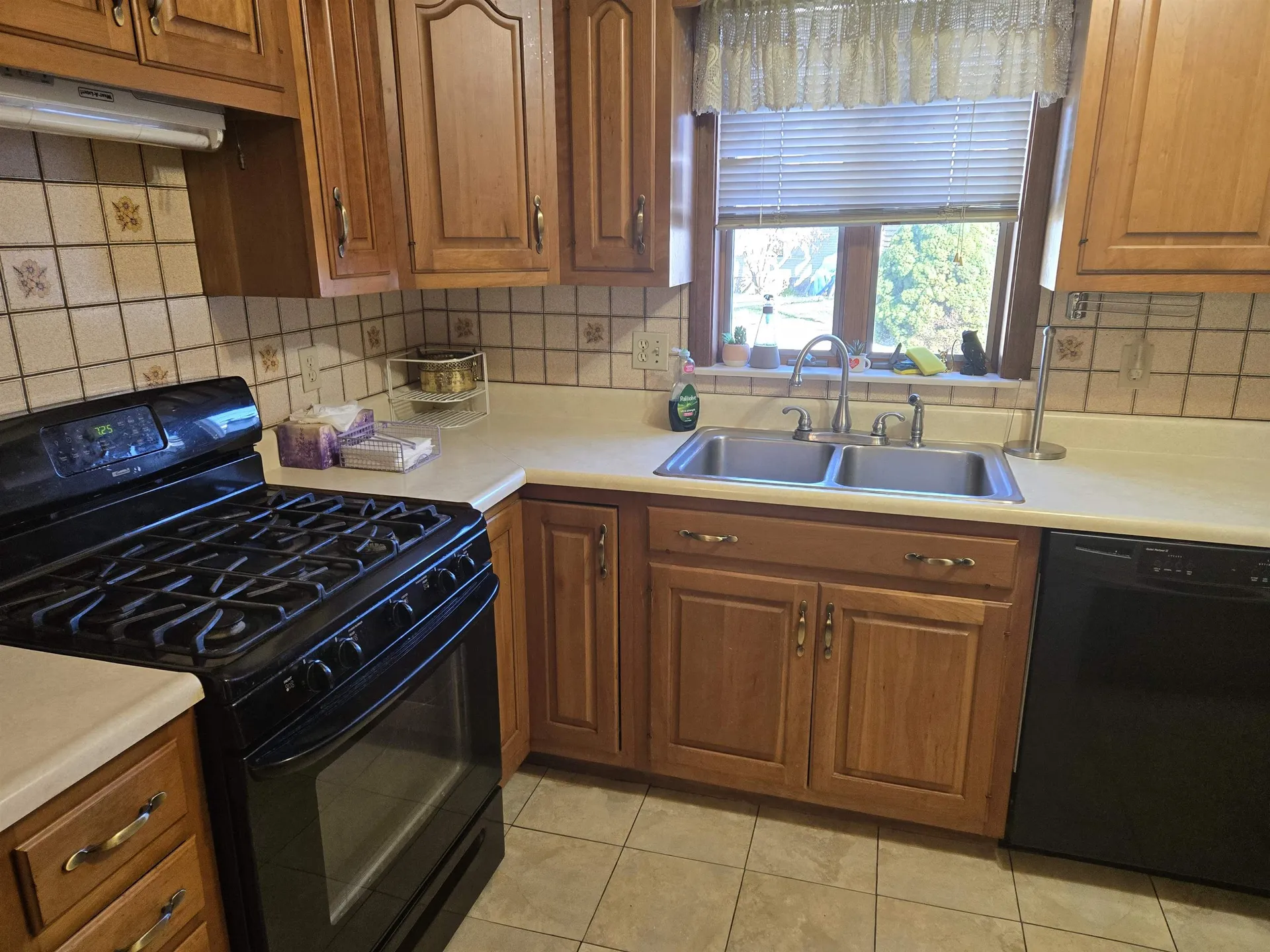 699 Montgomery Street Manchester NH 03102