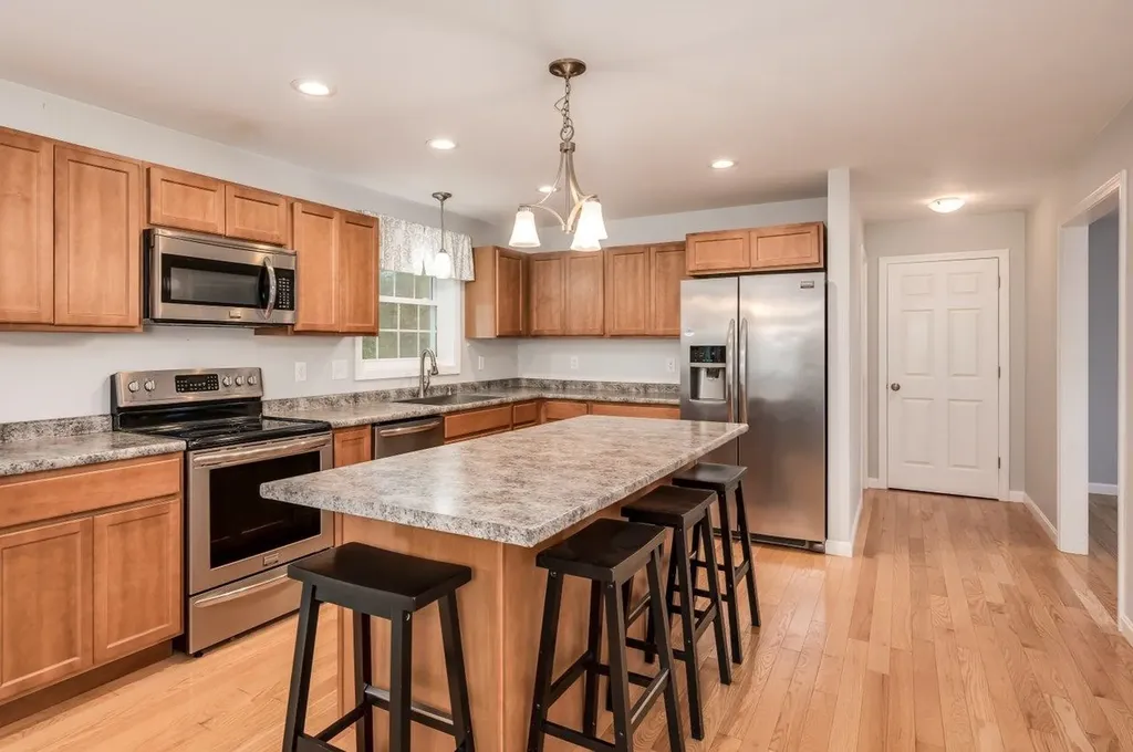 367 Greenhill Road Barrington NH 03825