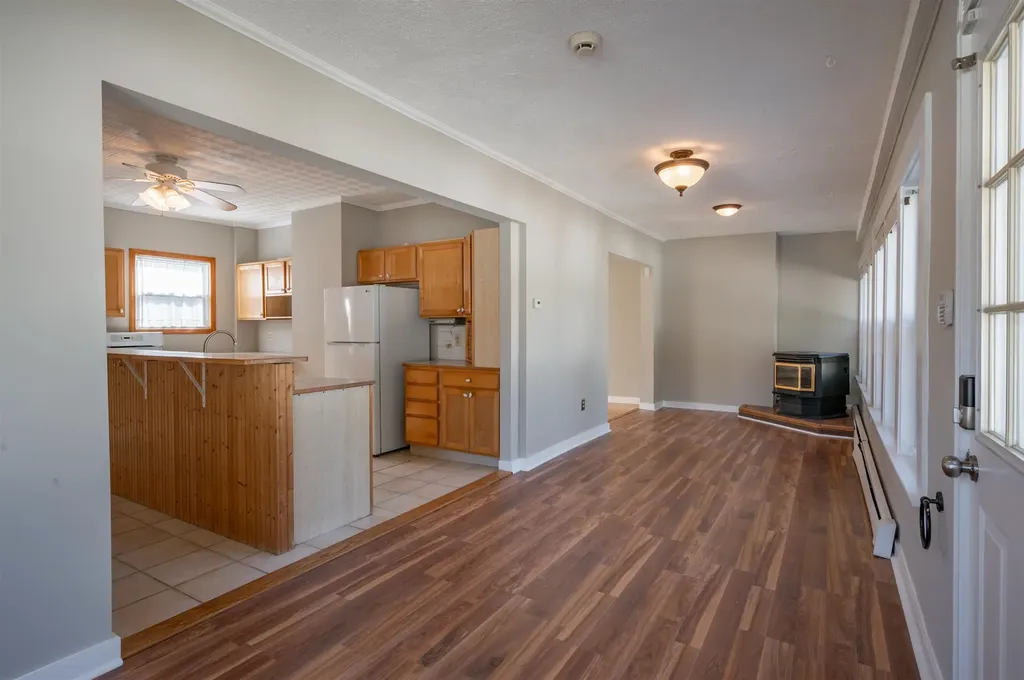 167 Mammoth Road Manchester NH 03104