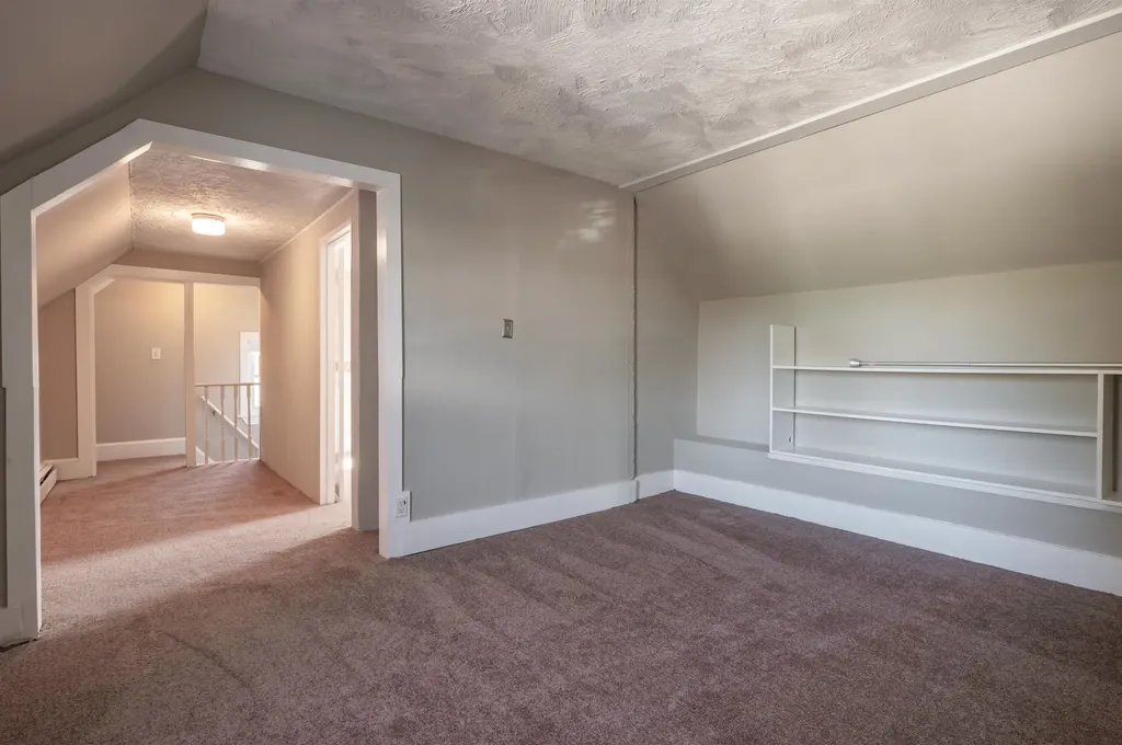 167 Mammoth Road Manchester NH 03104