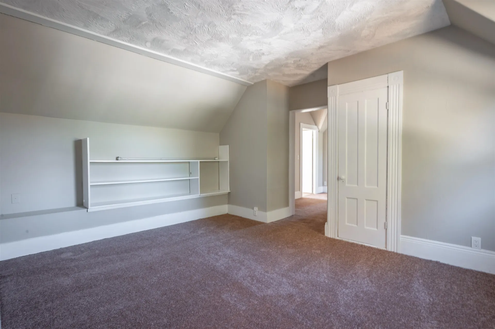 167 Mammoth Road Manchester NH 03104