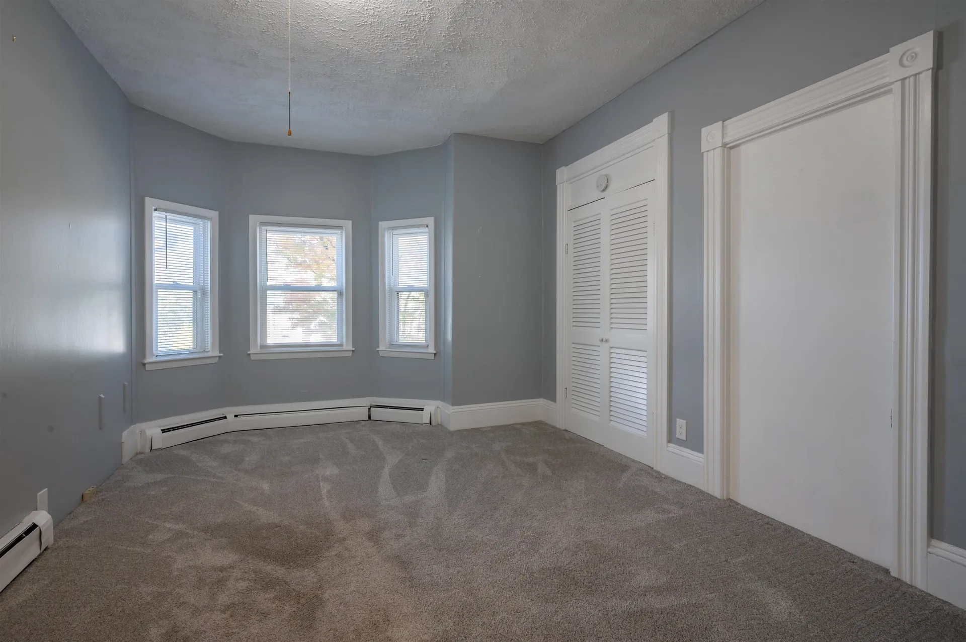 167 Mammoth Road Manchester NH 03104