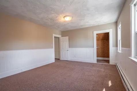 167 Mammoth Road Manchester NH 03104