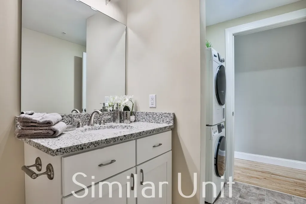 670 North Commercial Street Manchester NH 03101