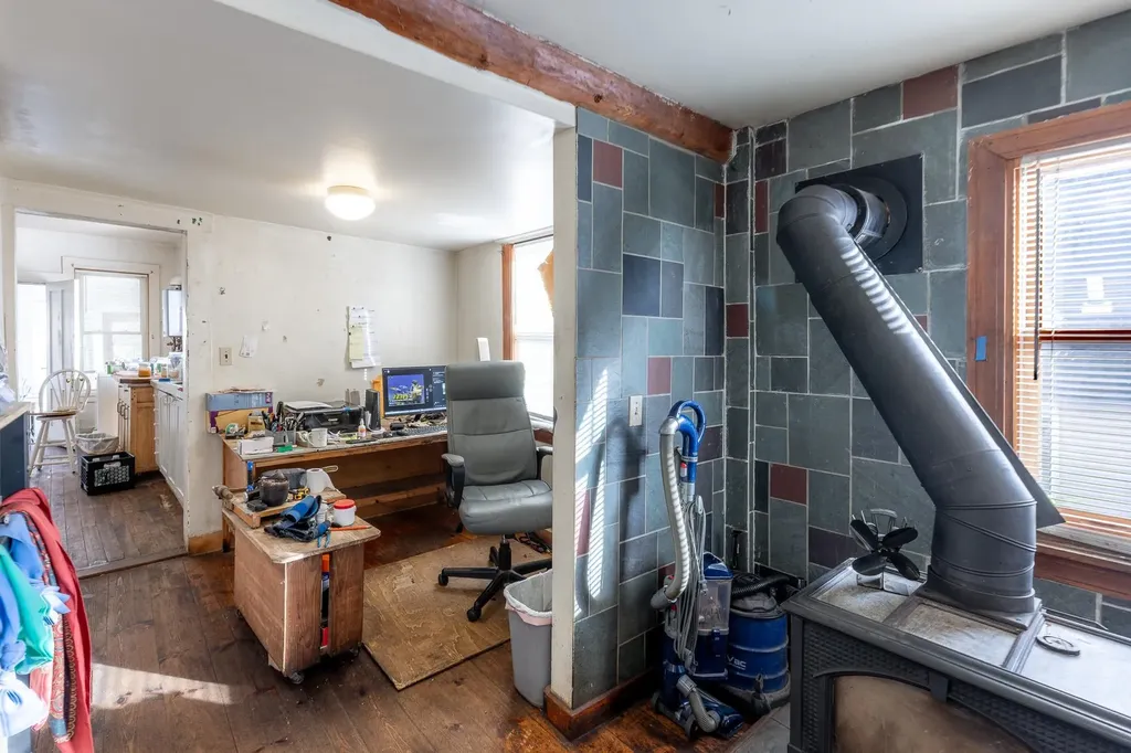 8 Light Street Lebanon NH 03766