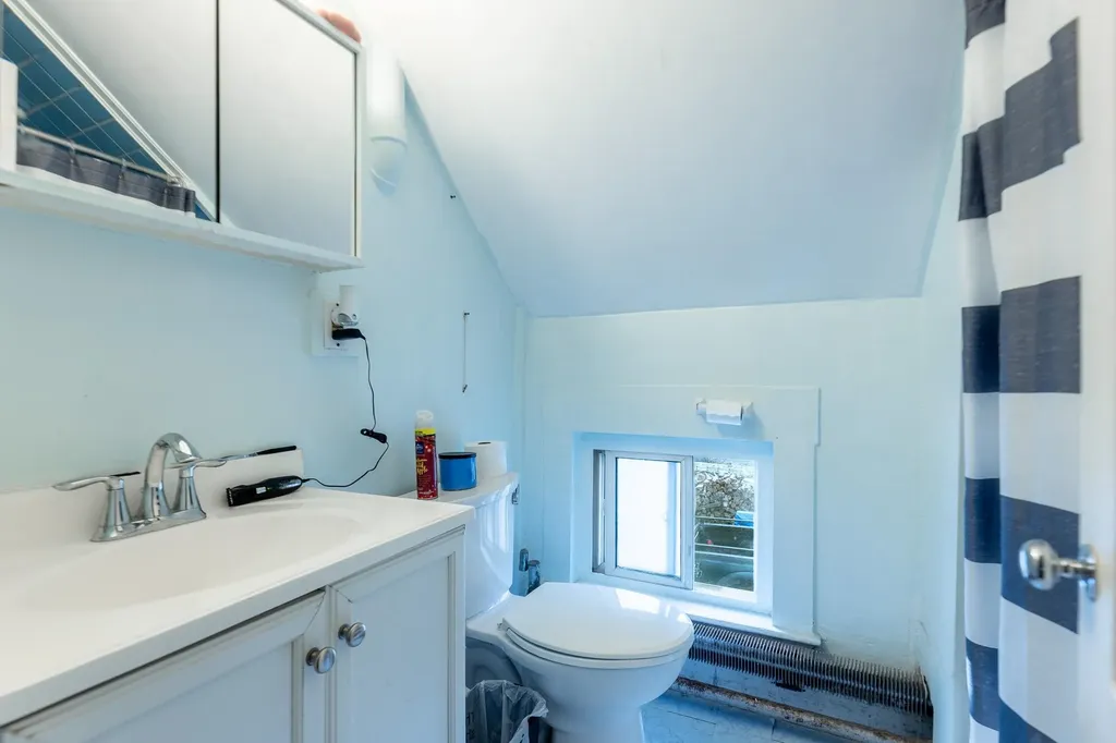 8 Light Street Lebanon NH 03766