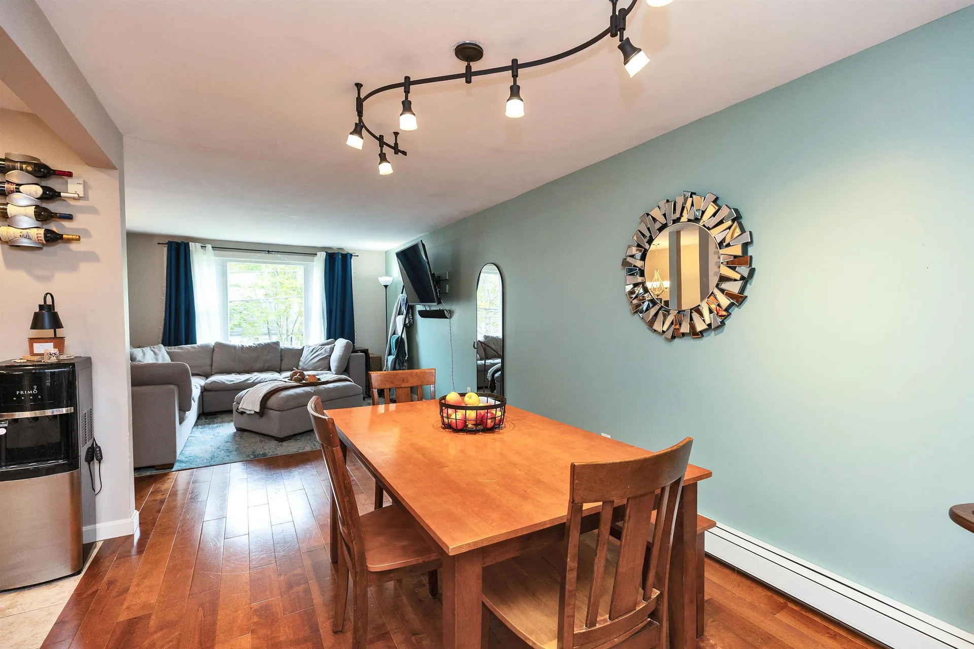 52 Jonathan Lane Manchester NH 03104