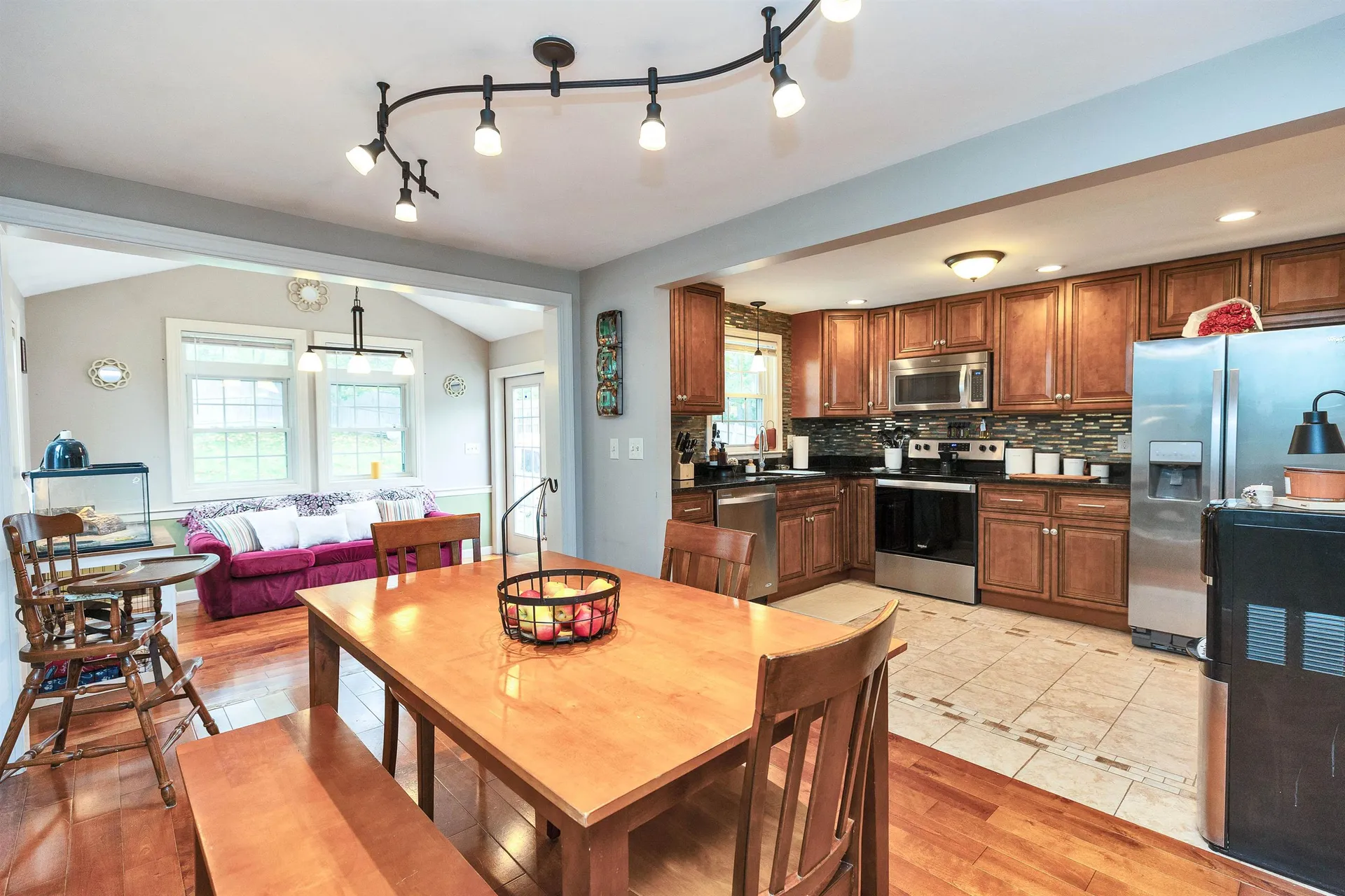 52 Jonathan Lane Manchester NH 03104