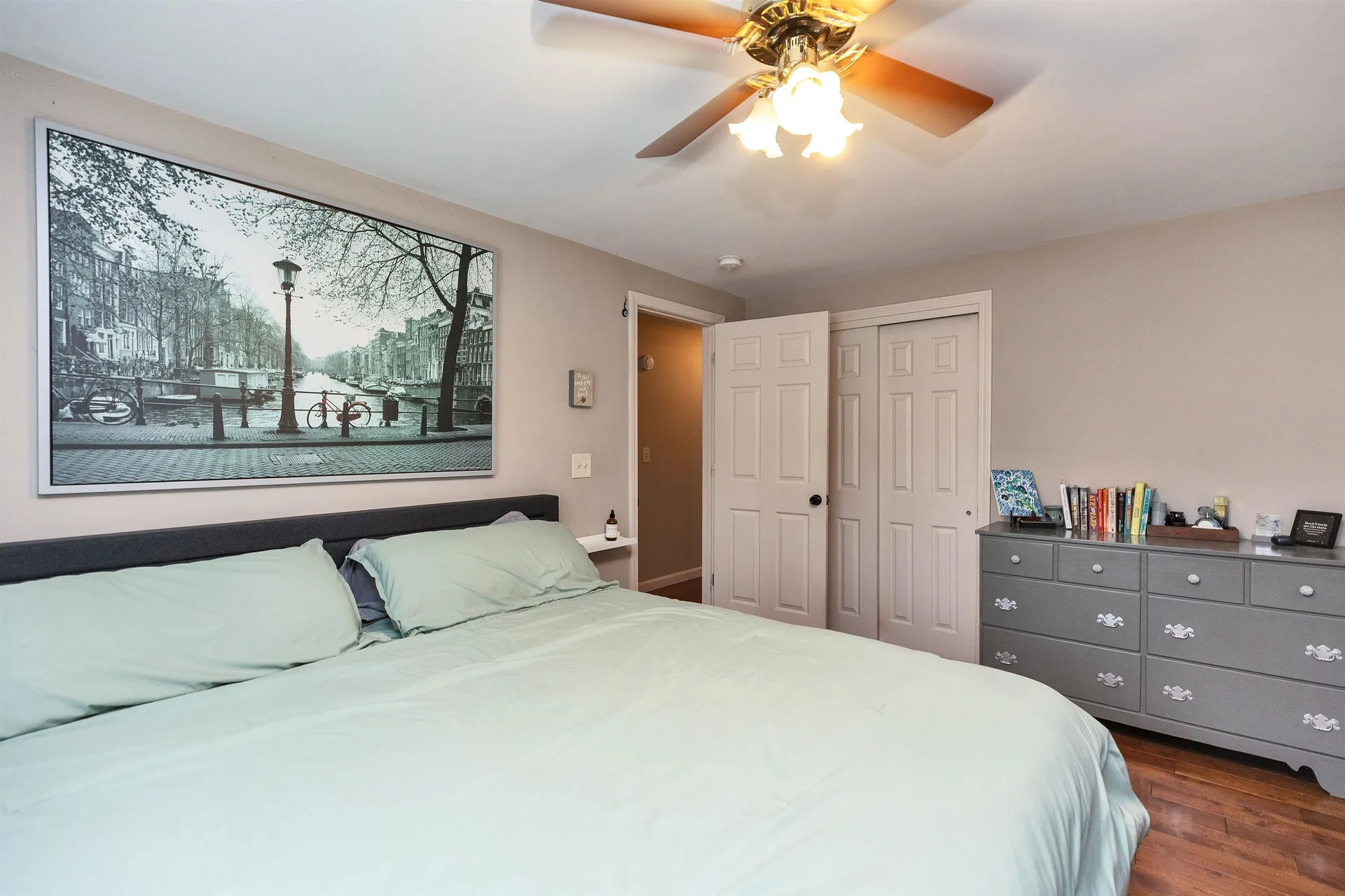 52 Jonathan Lane Manchester NH 03104