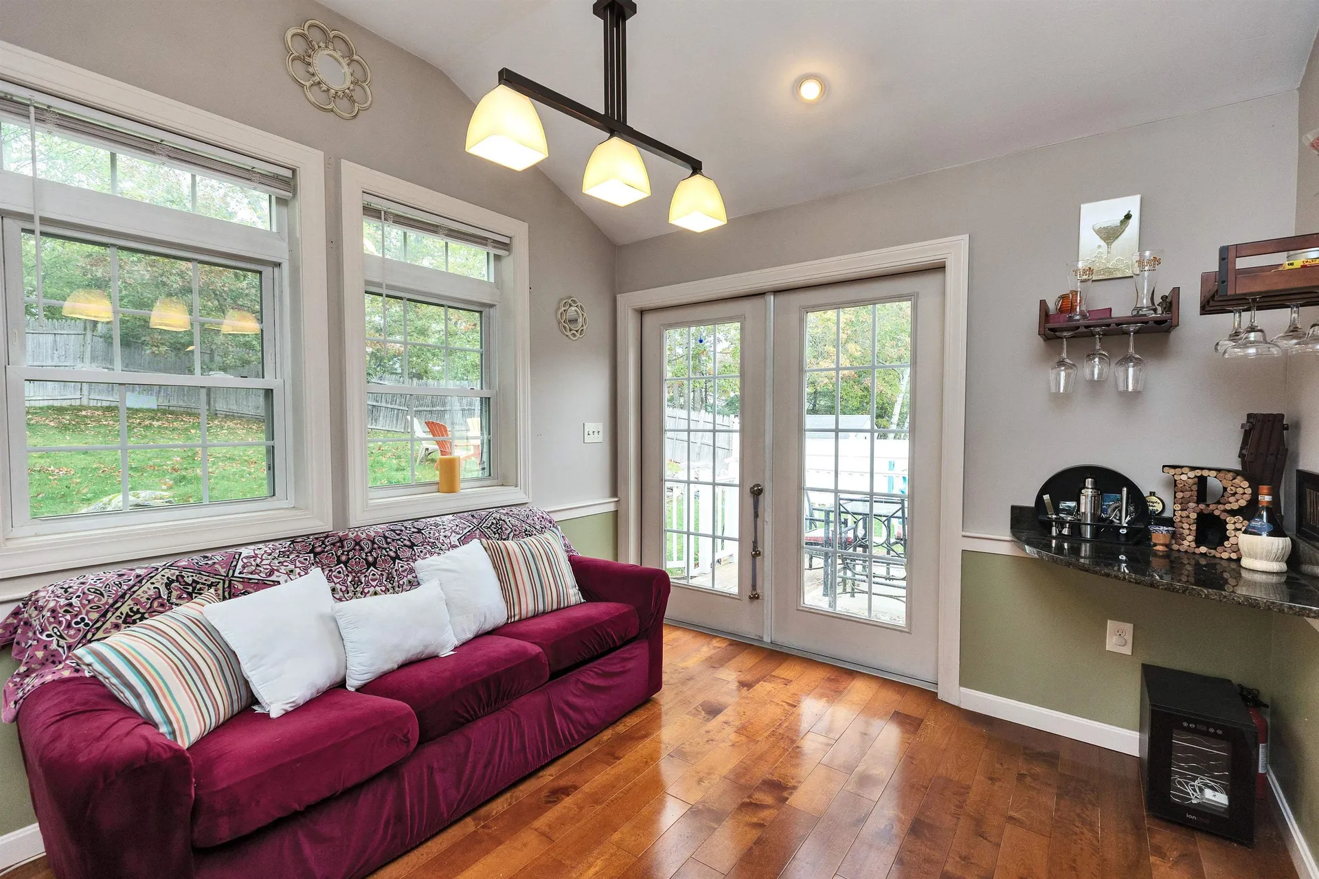 52 Jonathan Lane Manchester NH 03104