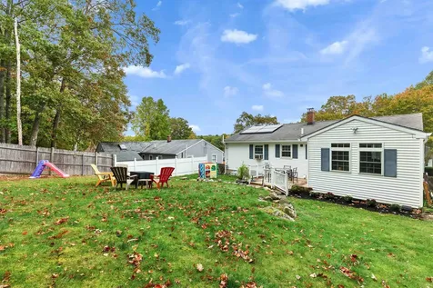 52 Jonathan Lane Manchester NH 03104