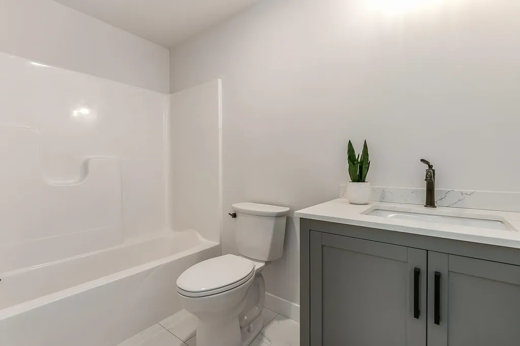 22A Birch Hill Lane Somersworth NH 03878