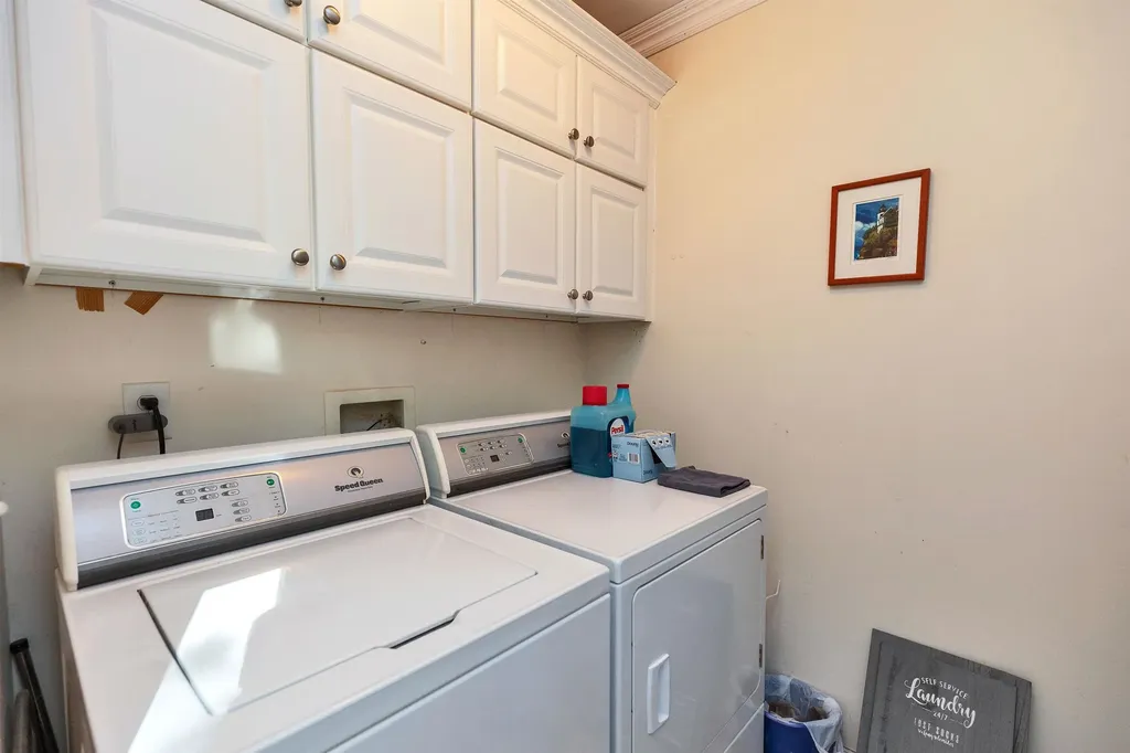 27 Revolutionary Lane Nottingham NH 03290