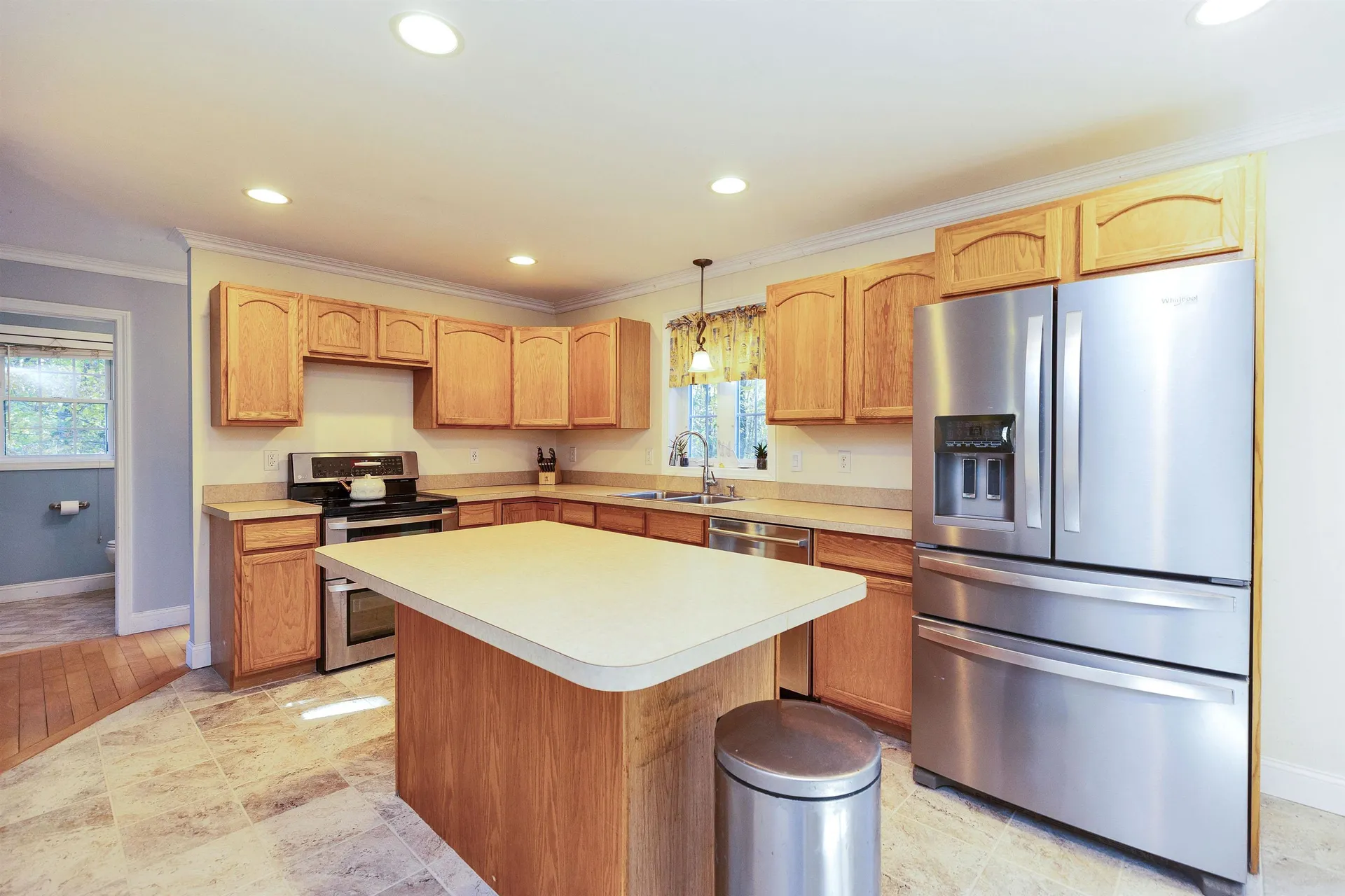 27 Revolutionary Lane Nottingham NH 03290