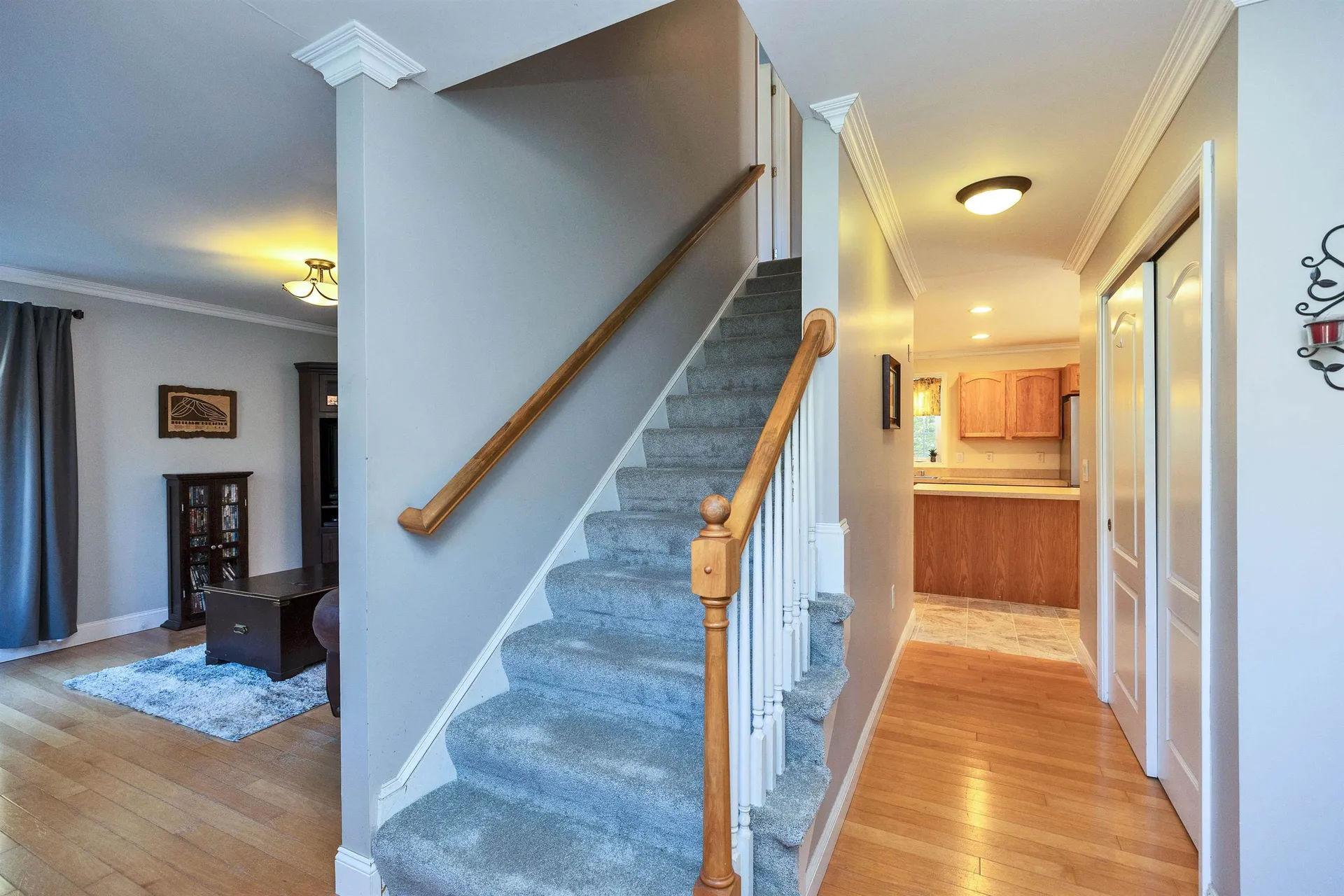 27 Revolutionary Lane Nottingham NH 03290