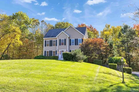 27 Revolutionary Lane Nottingham NH 03290