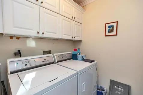 27 Revolutionary Lane Nottingham NH 03290