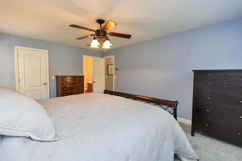 27 Revolutionary Lane Nottingham NH 03290