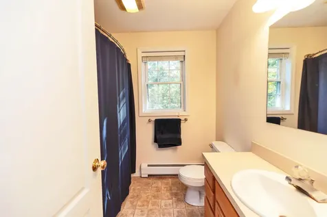 27 Revolutionary Lane Nottingham NH 03290