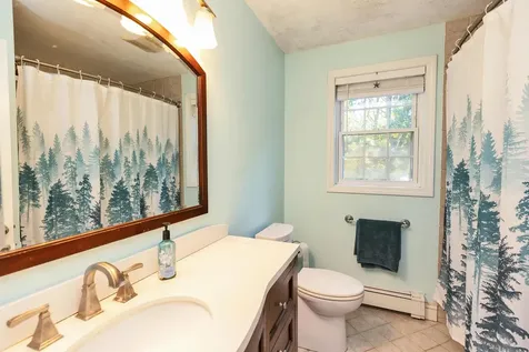 27 Revolutionary Lane Nottingham NH 03290