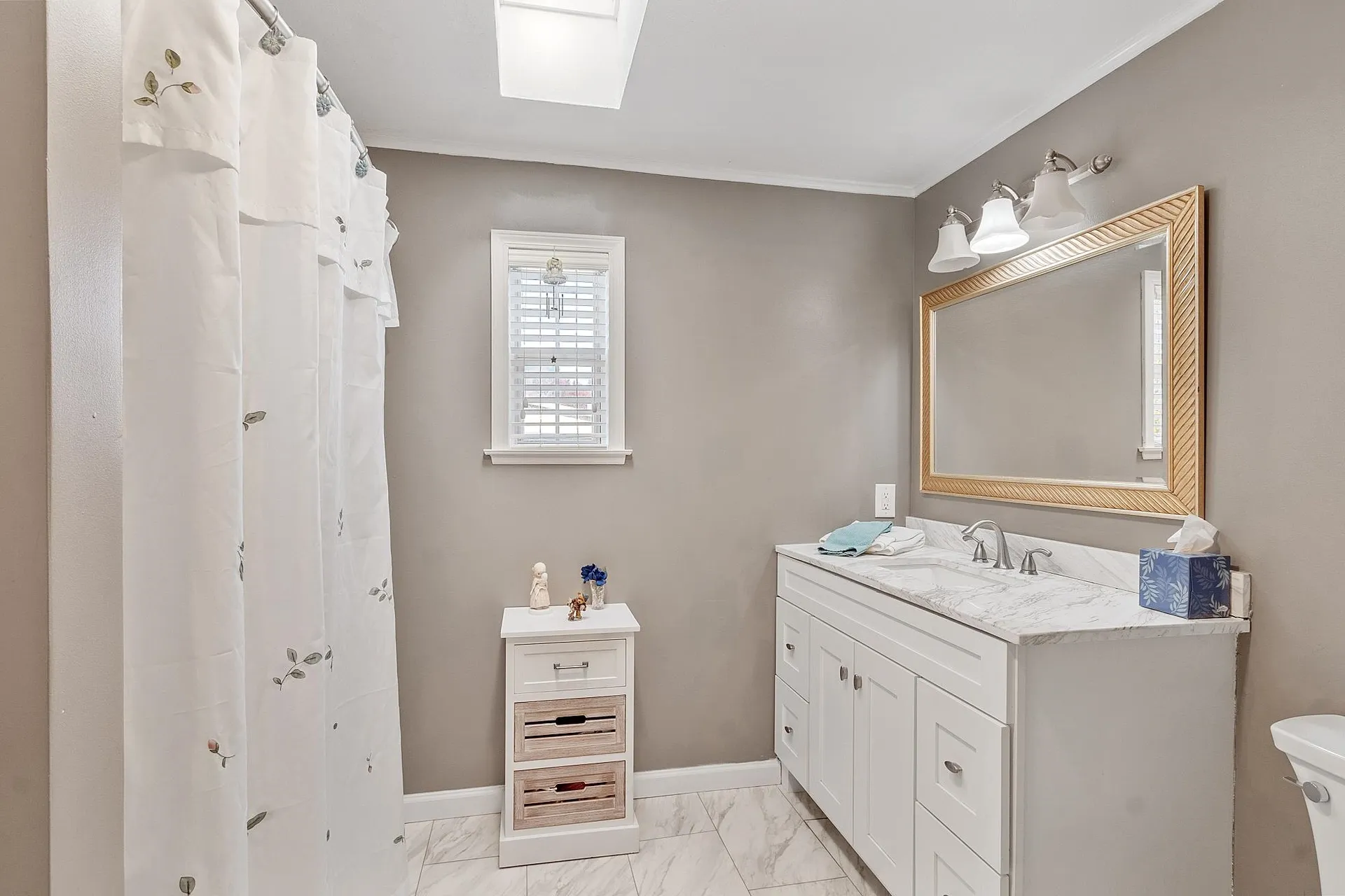 18 Lilac Court Raymond NH 03077