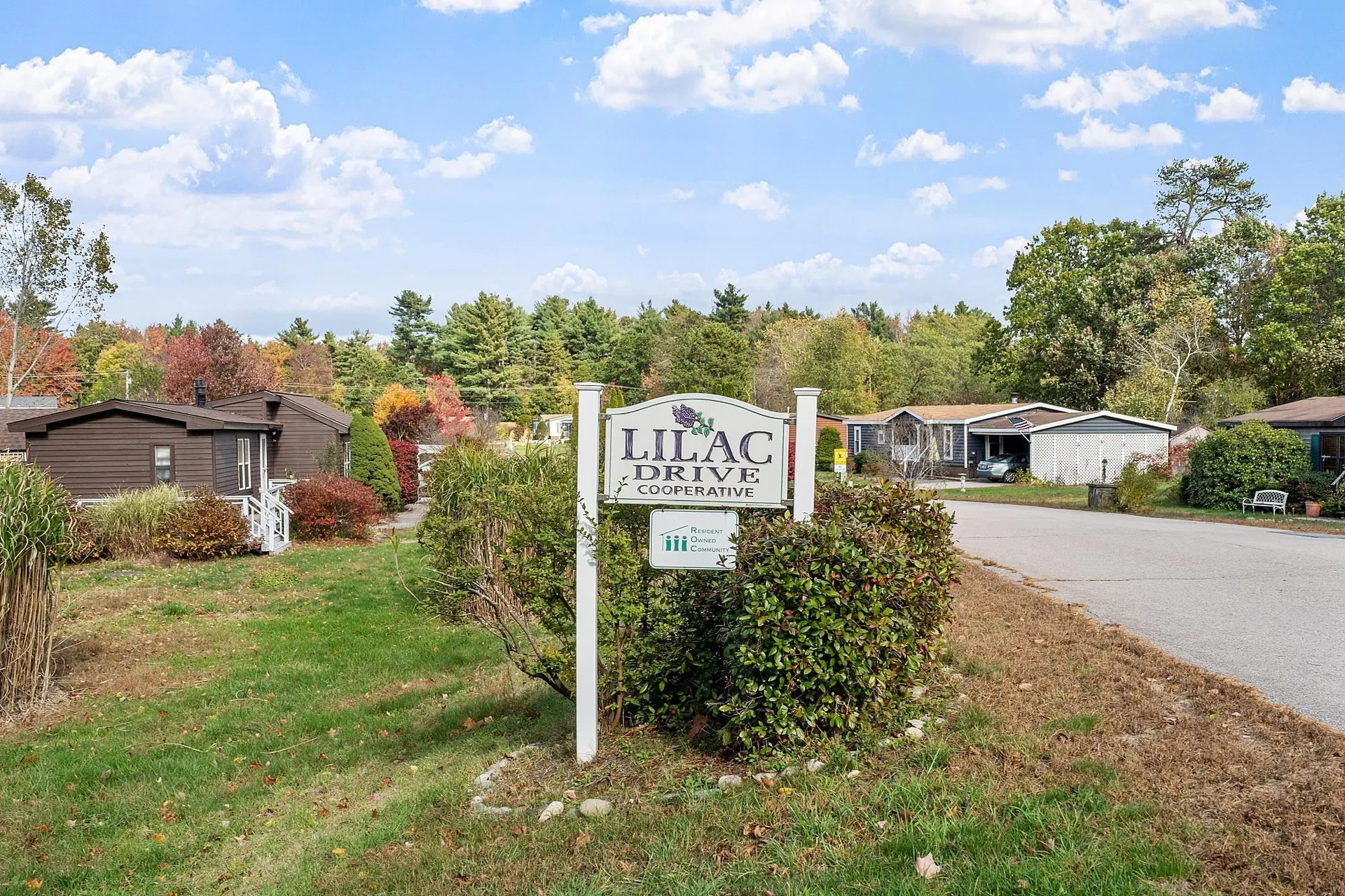 18 Lilac Court Raymond NH 03077