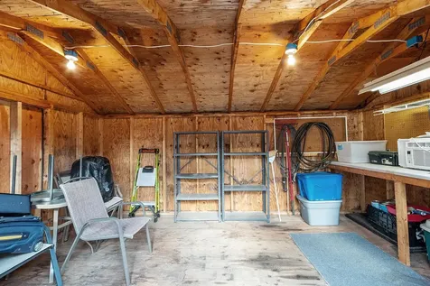 18 Lilac Court Raymond NH 03077