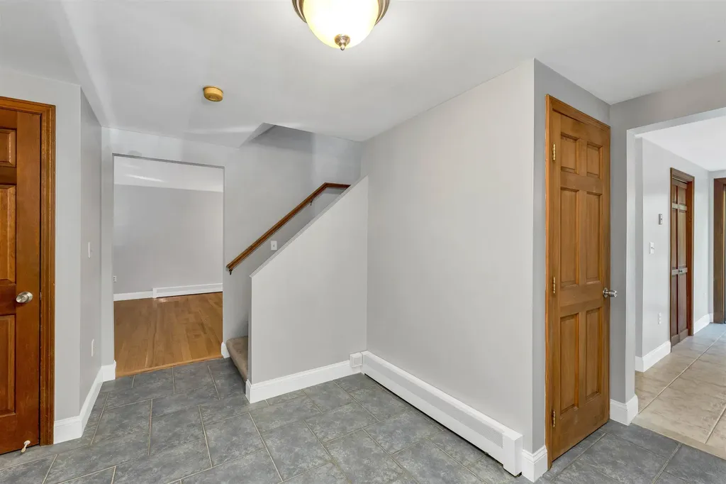 10 Colman Path Merrimack NH 03054