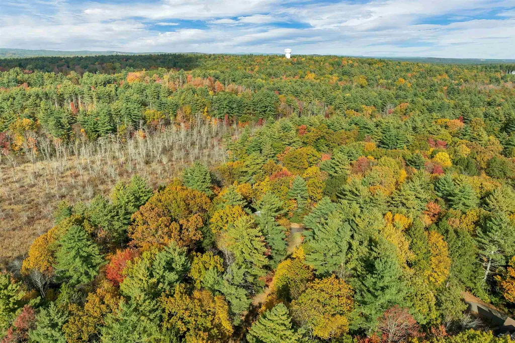 10 Colman Path Merrimack NH 03054