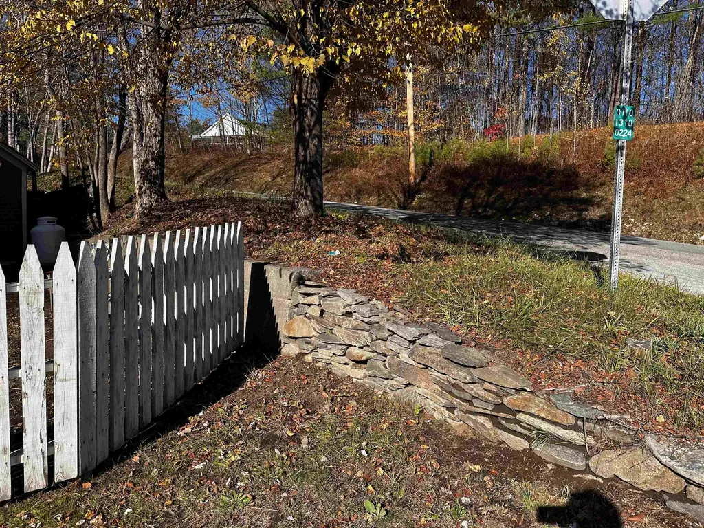 2197 North Main Street Londonderry VT 05148