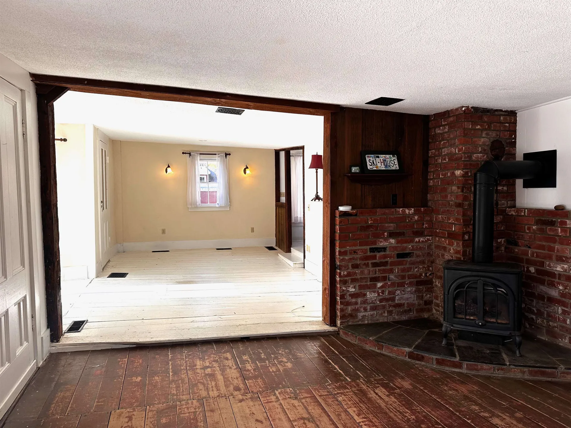 2197 North Main Street Londonderry VT 05148