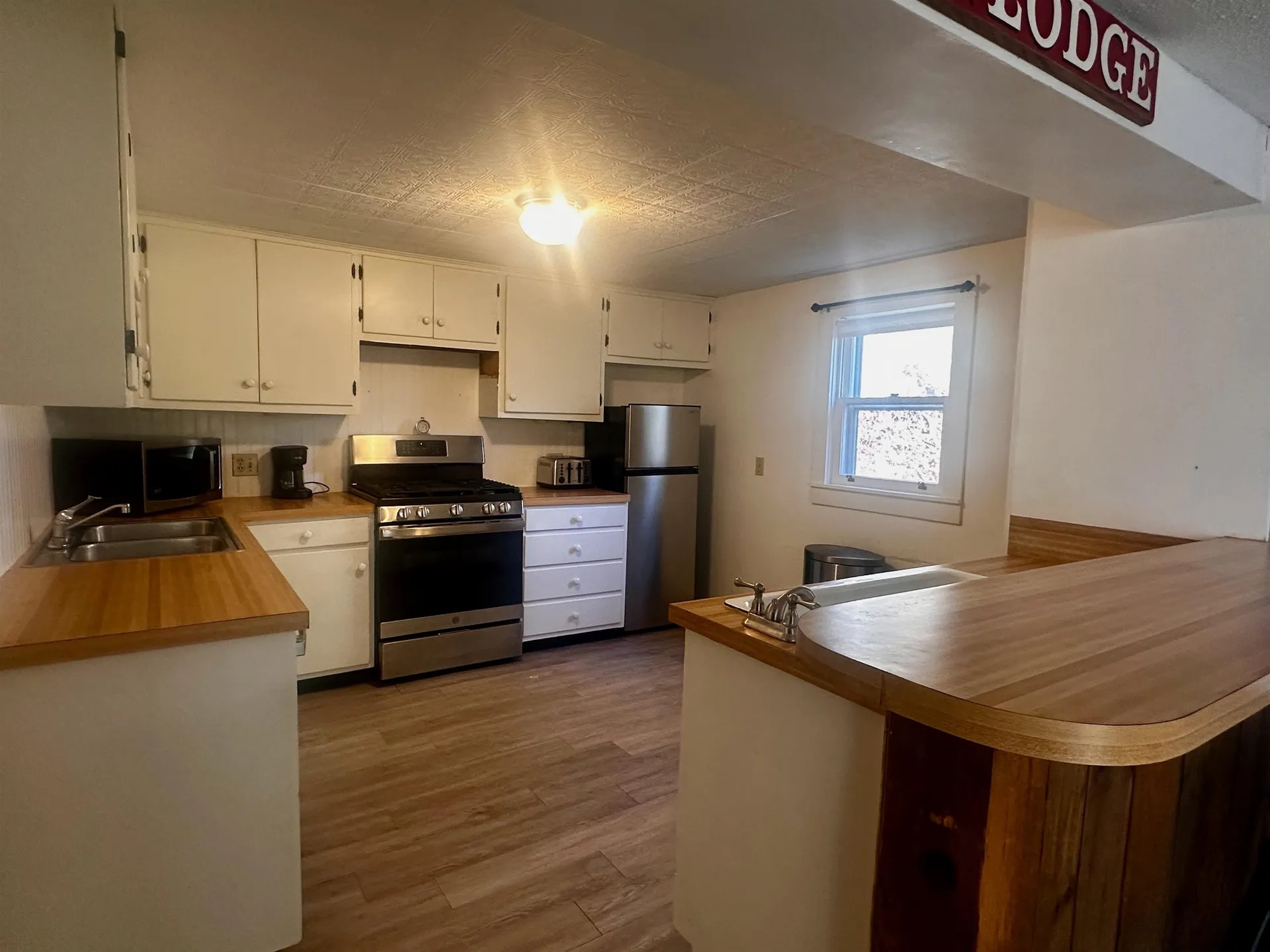 2197 North Main Street Londonderry VT 05148