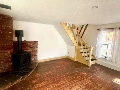 2197 North Main Street Londonderry VT 05148