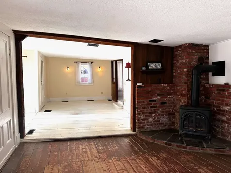 2197 North Main Street Londonderry VT 05148