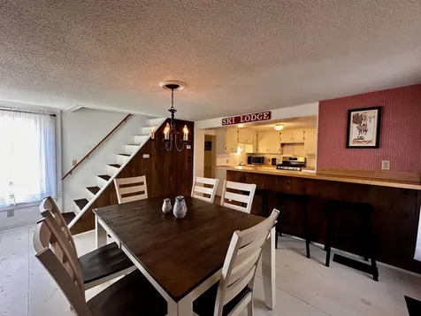 2197 North Main Street Londonderry VT 05148