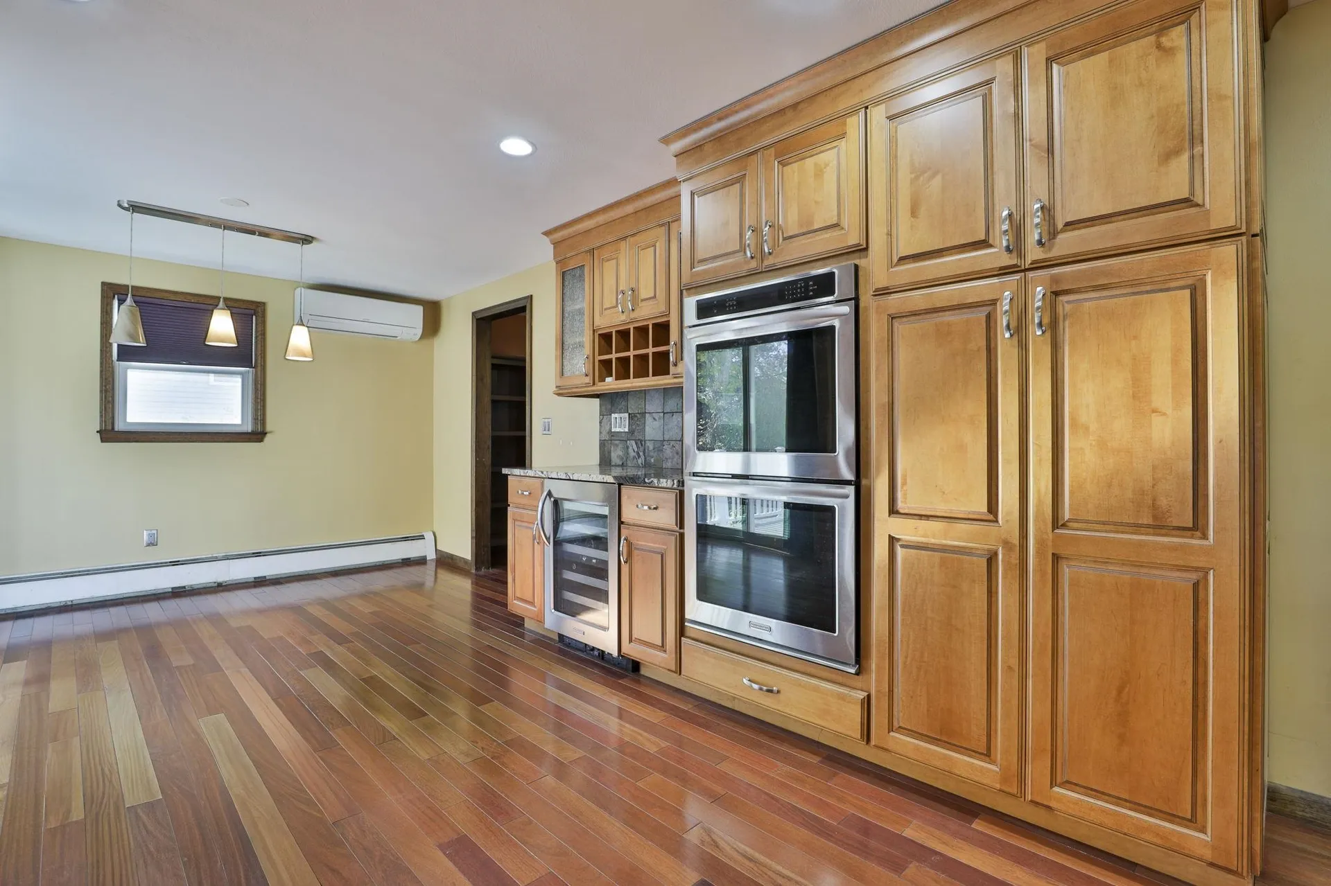 33 Cannon Drive Nashua NH 03062