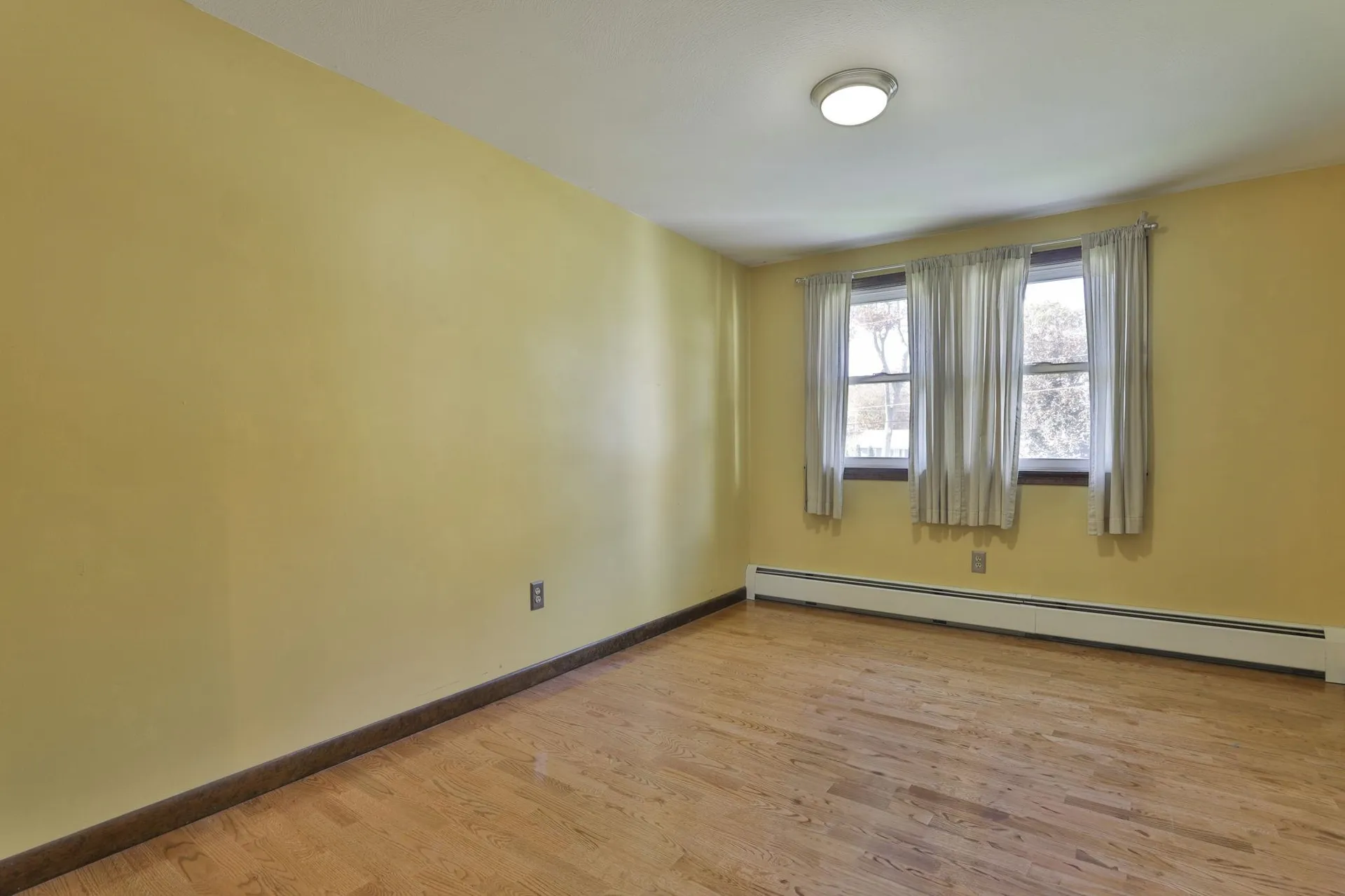 33 Cannon Drive Nashua NH 03062