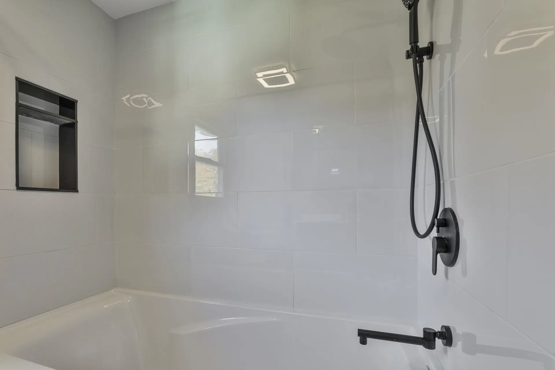 33 Cannon Drive Nashua NH 03062