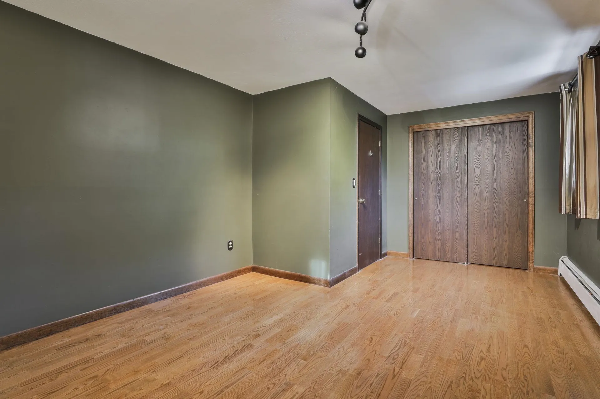 33 Cannon Drive Nashua NH 03062