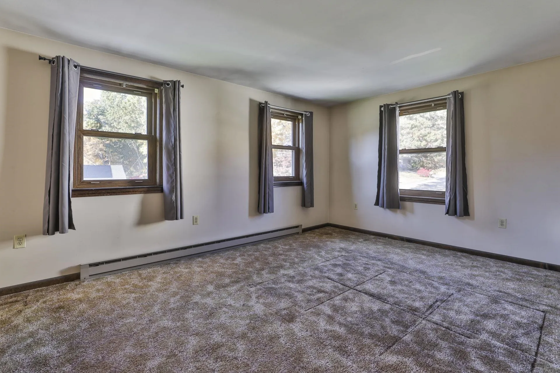 33 Cannon Drive Nashua NH 03062