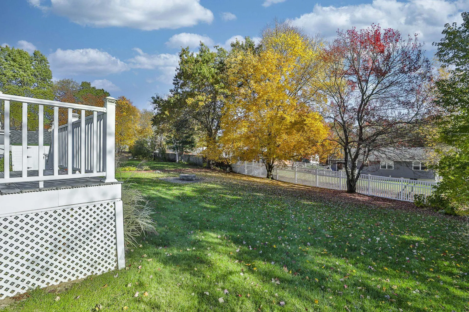 33 Cannon Drive Nashua NH 03062