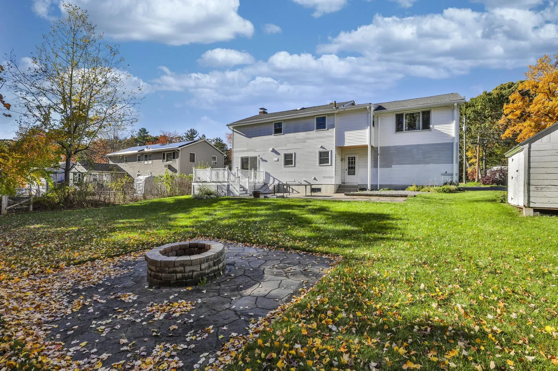 33 Cannon Drive Nashua NH 03062