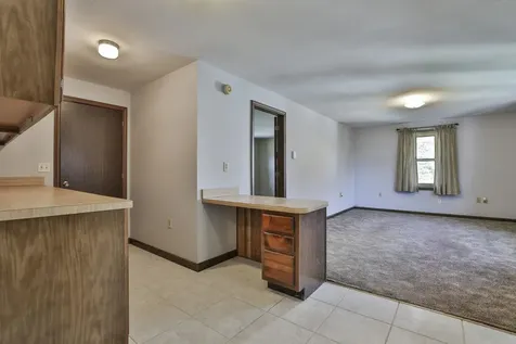 33 Cannon Drive Nashua NH 03062