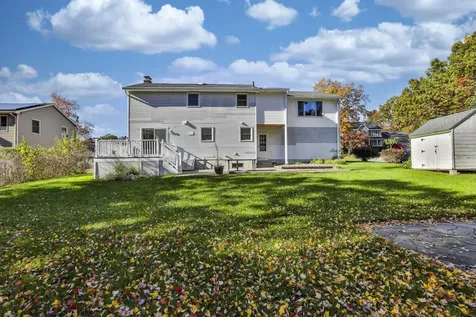 33 Cannon Drive Nashua NH 03062