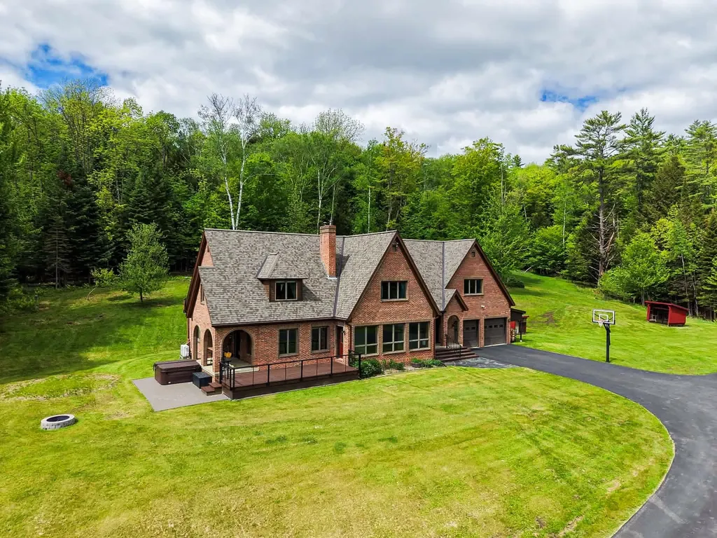936 Rocky Ridge Road St. Johnsbury VT 05819